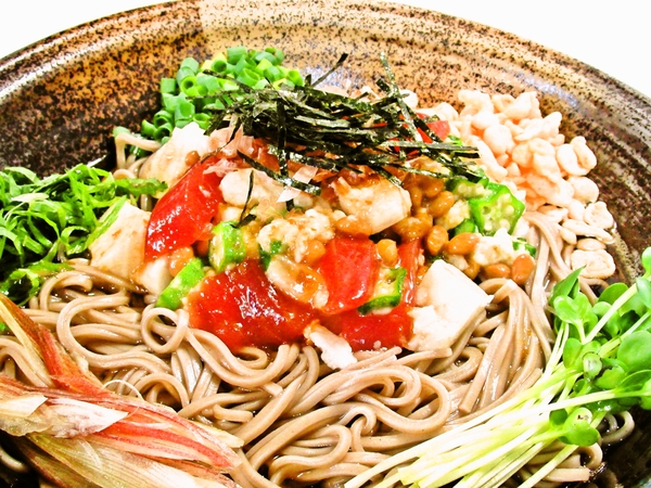 マグロと山芋の納豆あえそば
