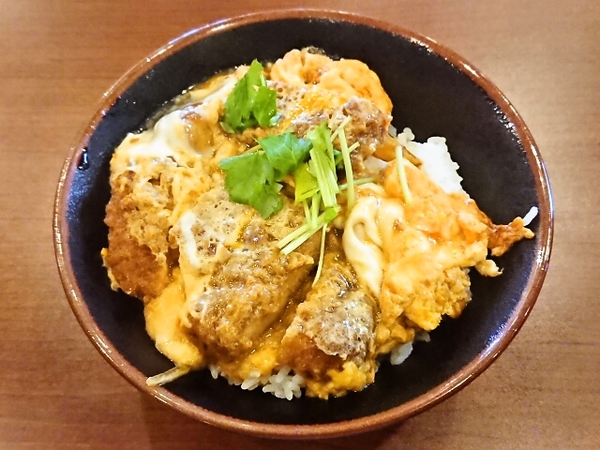 丸亀製麺のカツ丼