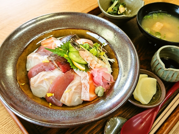 粂蔵＠福知山・下六人部の海鮮丼