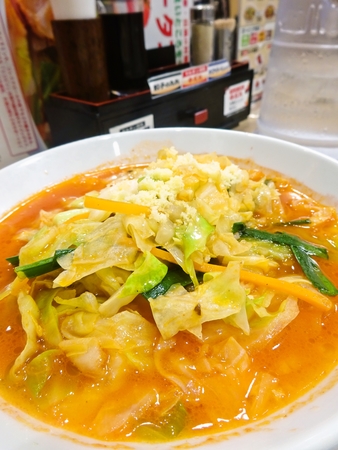 丸の内タンメンの牛骨トマトタンメン