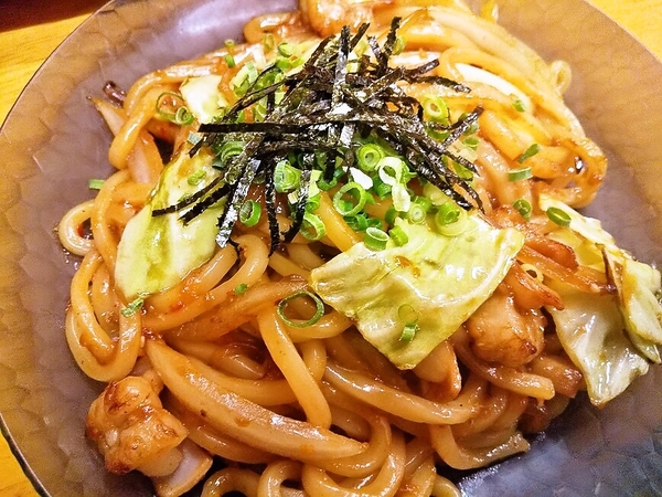 ホルモン焼きそば