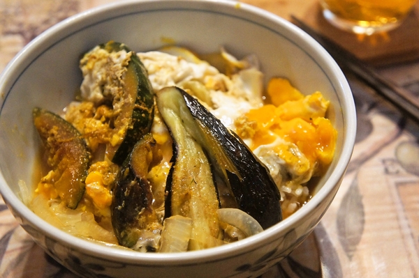 秋野菜どんぶりでランチ