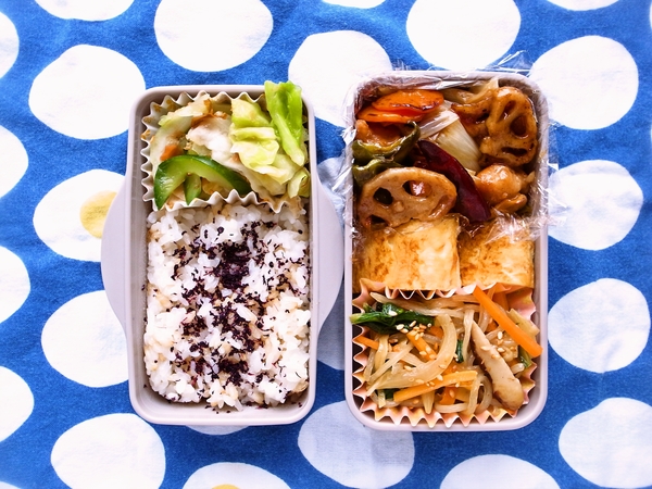 れんこんと鶏肉のピリ辛炒め弁当