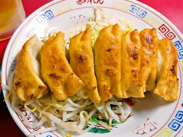 豊橋 赤のれんの餃子