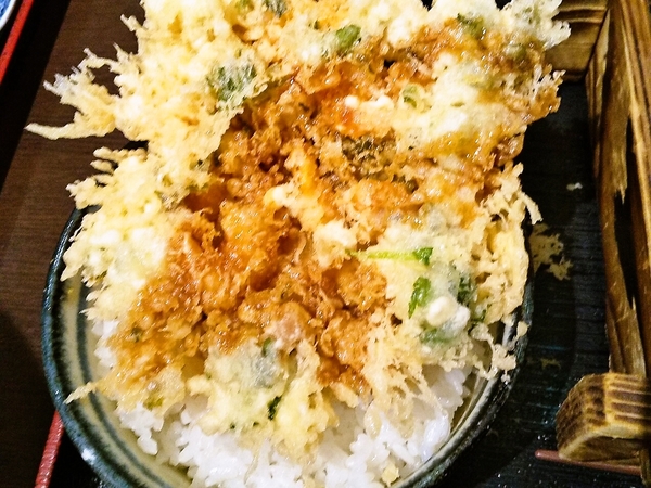 小海老のかき揚げ丼