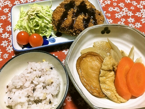 【晩ごはん】メンチカツと煮物