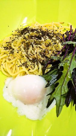 小海老とゆかりのバター風味生パスタ