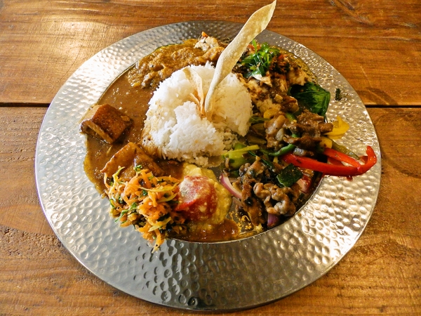 中華×スパイスカレー！