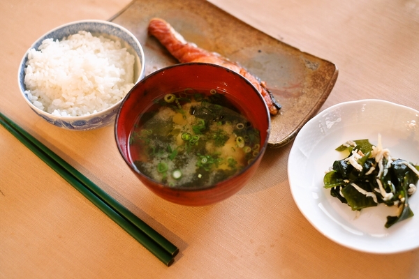 朝食