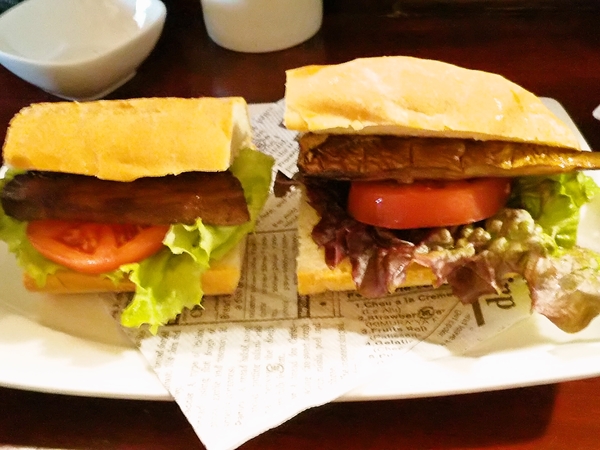 ベーコン＆サバサンド