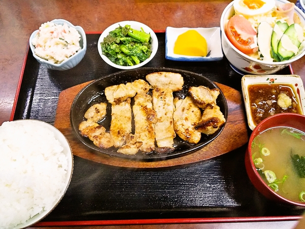 トンテキ定食