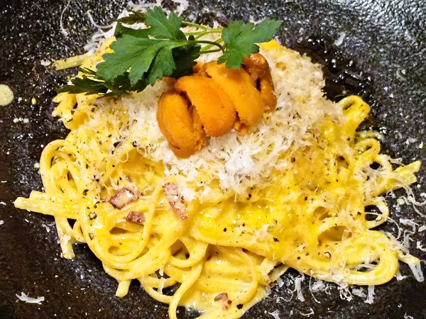 ウニとチーズのパスタ