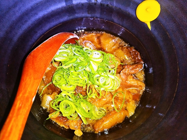 牛もつ煮込み