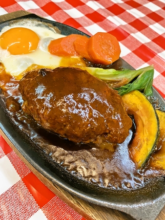 鉄板ハンバーグ