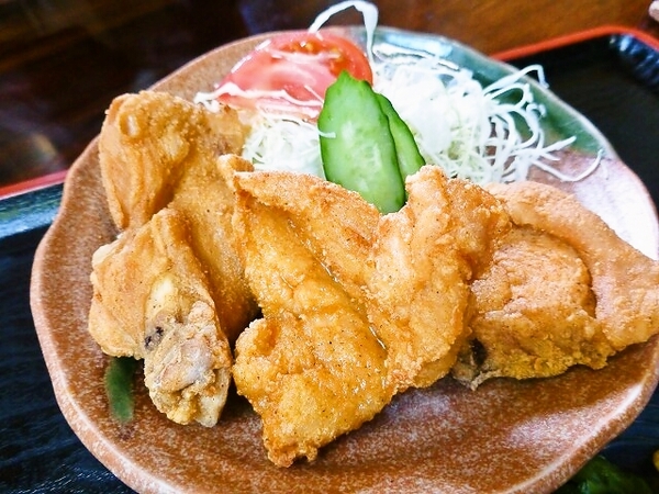 鶏の骨つき唐揚げ