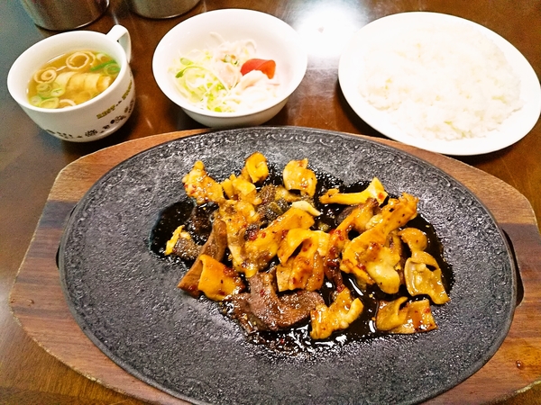 鉄板ホルモンセット