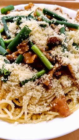 粉チーズかけ過ぎた和風キノコパスタ