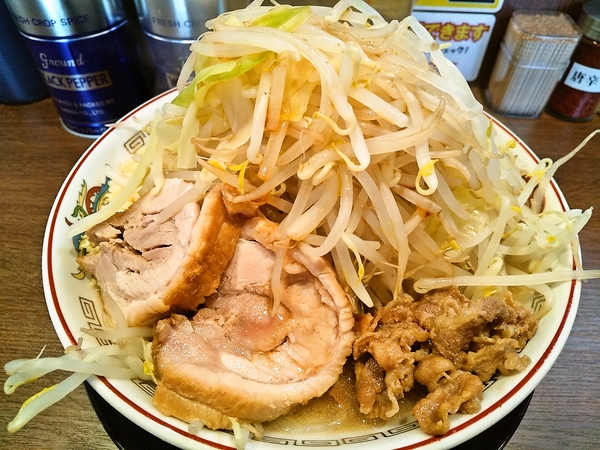 野菜マシマシの二郎系