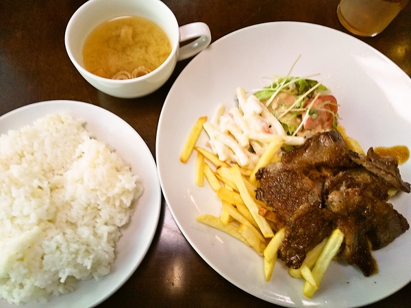 570円のステーキセット♪