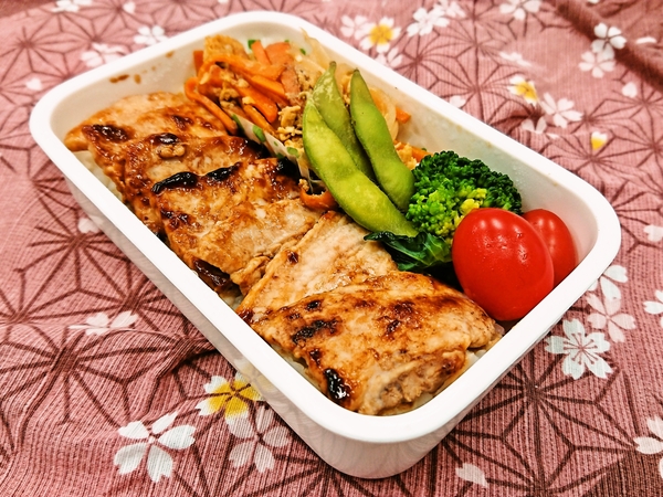 今日の愛妻弁当♪200508