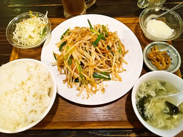 ホルモン野菜炒め定食