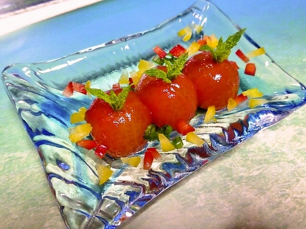 冷やしトマトのめんつゆし浸し