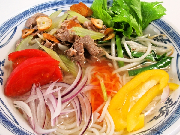 冷たいフォー風そうめん