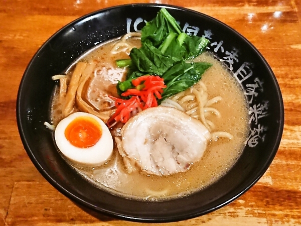 とんこつラーメン