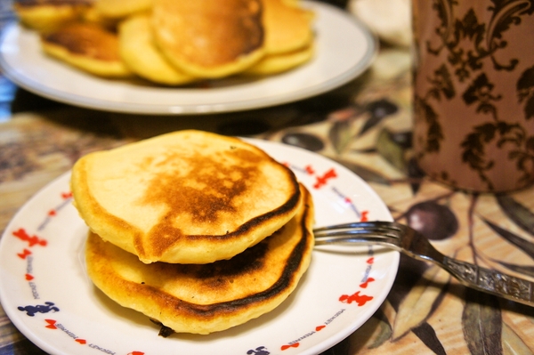 「ねるねるねるね」が合成着色料・保存料不使用と話題！と朝食