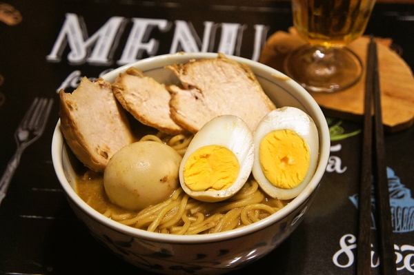 脱・ベタベタ感！ ユニクロの〇〇なら汗をかいても快適！と夕食