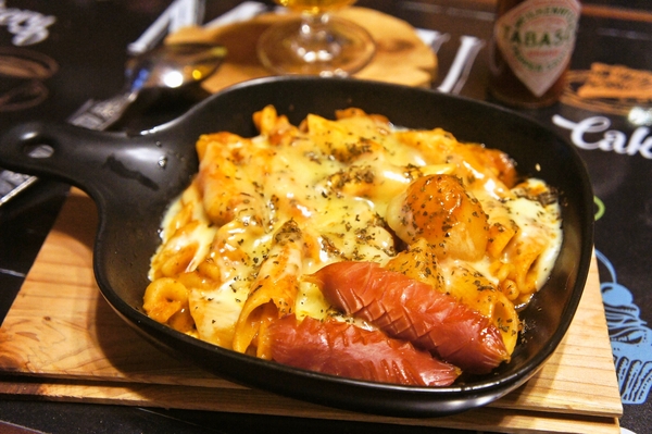 キッチリ感でるユニクロの〇〇が楽チンすぎる。と夕食