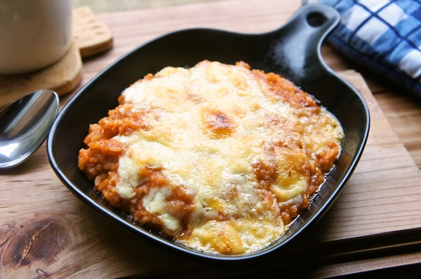 〇〇で即効お肌の透明感上がるとSNSで話題！と夕食