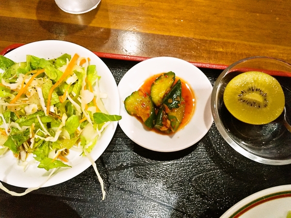 副菜とフルーツ