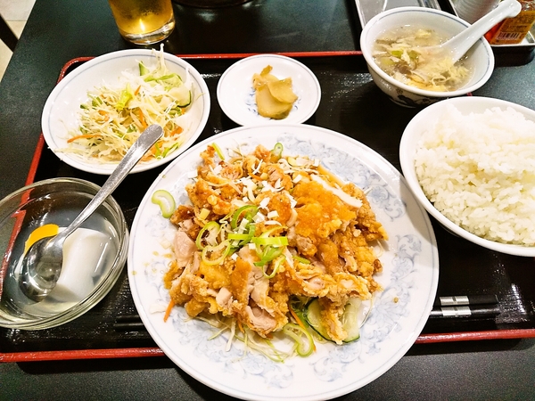 500円の油淋鶏ランチ