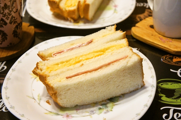 レトロ＆可愛い「Toffy 電子レンジ」意外に使える。。。と朝ごはん