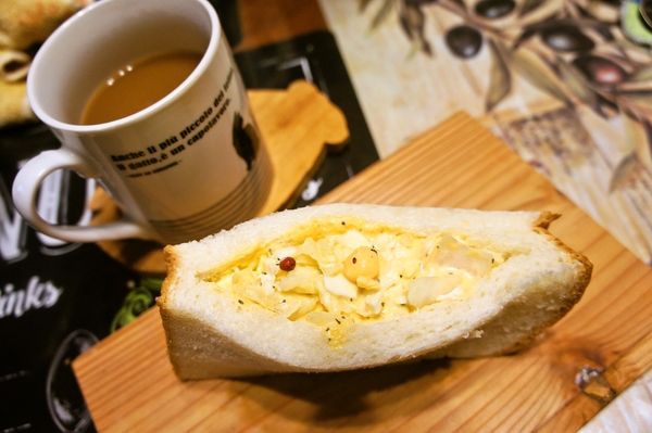 アメリカ政府が指摘した「日焼け止め」のリスク！と朝食