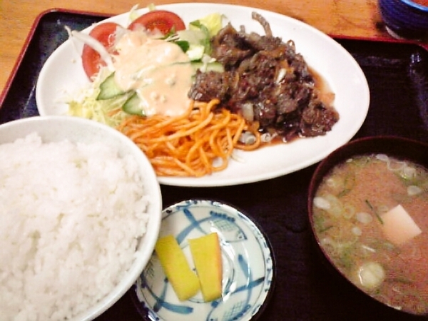 焼肉定食　ご飯大