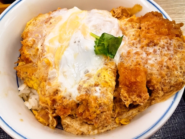かつやの竹カツ丼