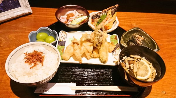 和食Ｂａｒみぞはたのランチ