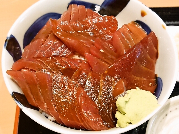 鮪の漬け丼