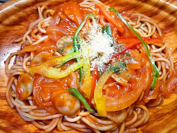 濃厚トマトソースパスタ