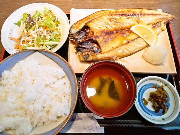 サバの開き定食