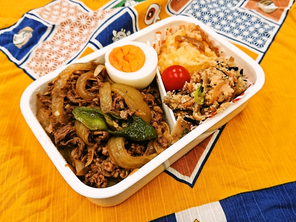 今日の愛妻弁当♪201002
