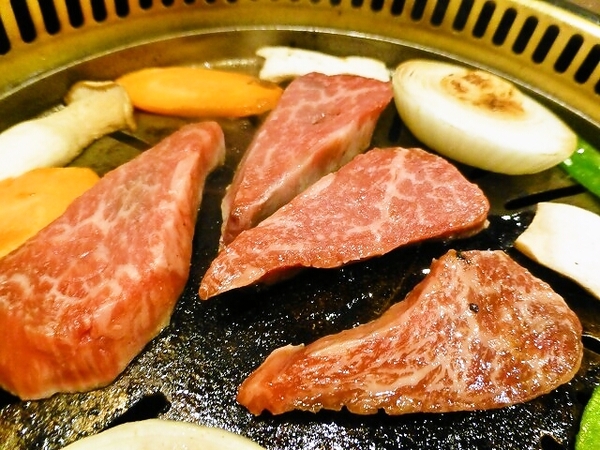 美味しい焼肉はいかがかねぇ～～