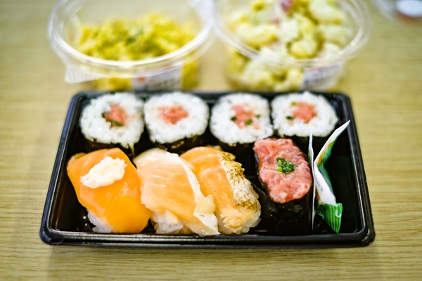 ミニストップのお寿司