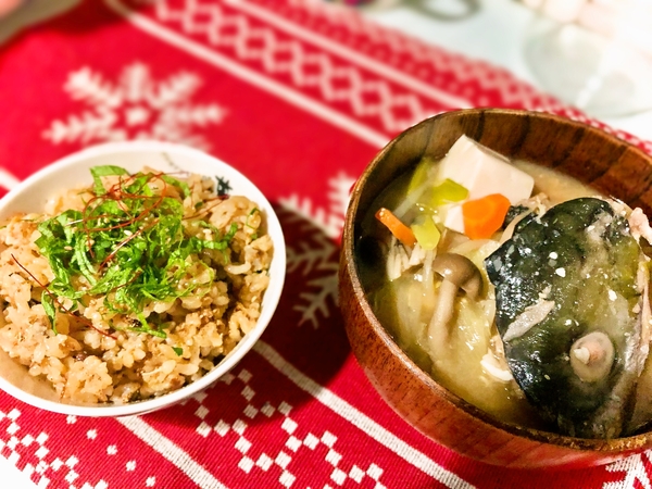 鰤の炊き込みご飯、あら汁