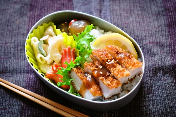 豚カツ弁当