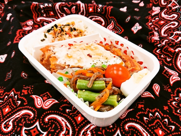 今日の愛妻弁当♪201105