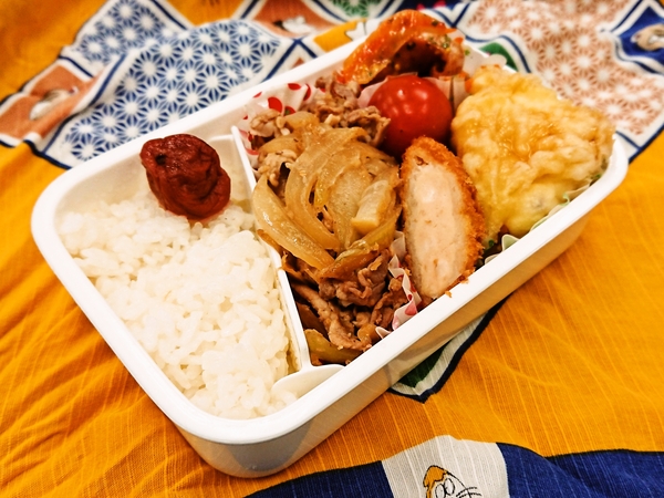 今日の愛妻弁当♪201106