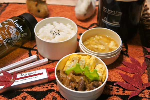 豚の味噌焼き＆出汁巻き玉子弁当de長男のランチ